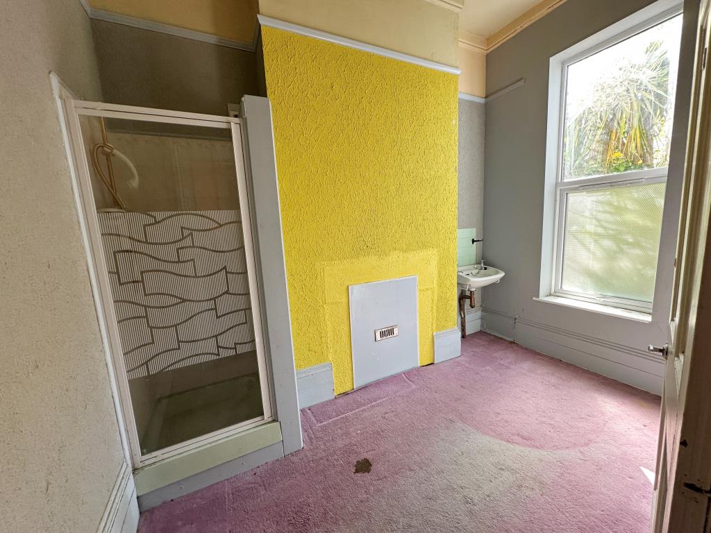 Lot: 129 - EIGHT-BEDROOM SEMI-DETACHED HOUSE FOR REFURBISHMENT - Shower Room with shower and basin